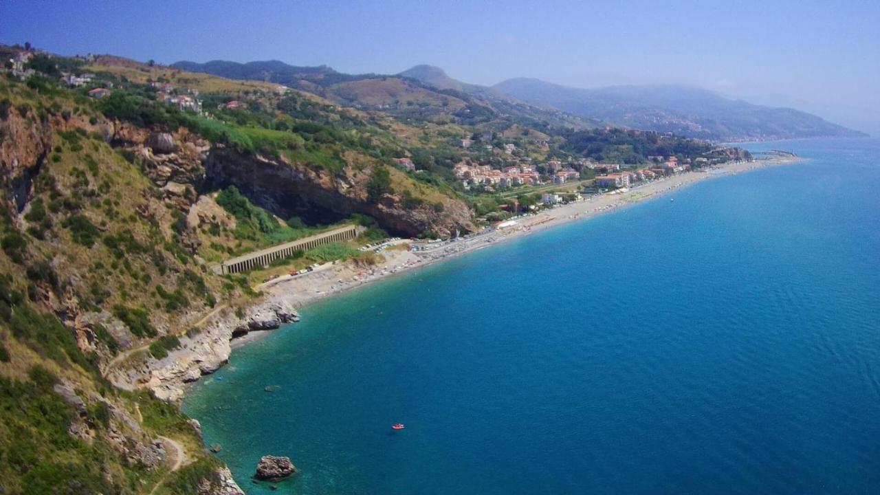 La Terrazza Di Carmen E Fausto Appartement Cetraro Buitenkant foto